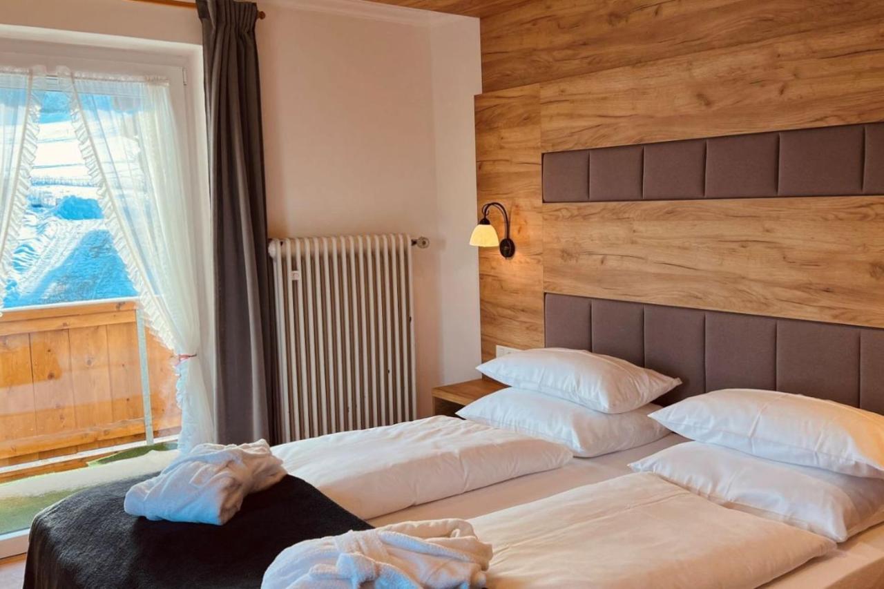 Wellnesshotel Waldruh Бад-Кольгруб Екстер'єр фото